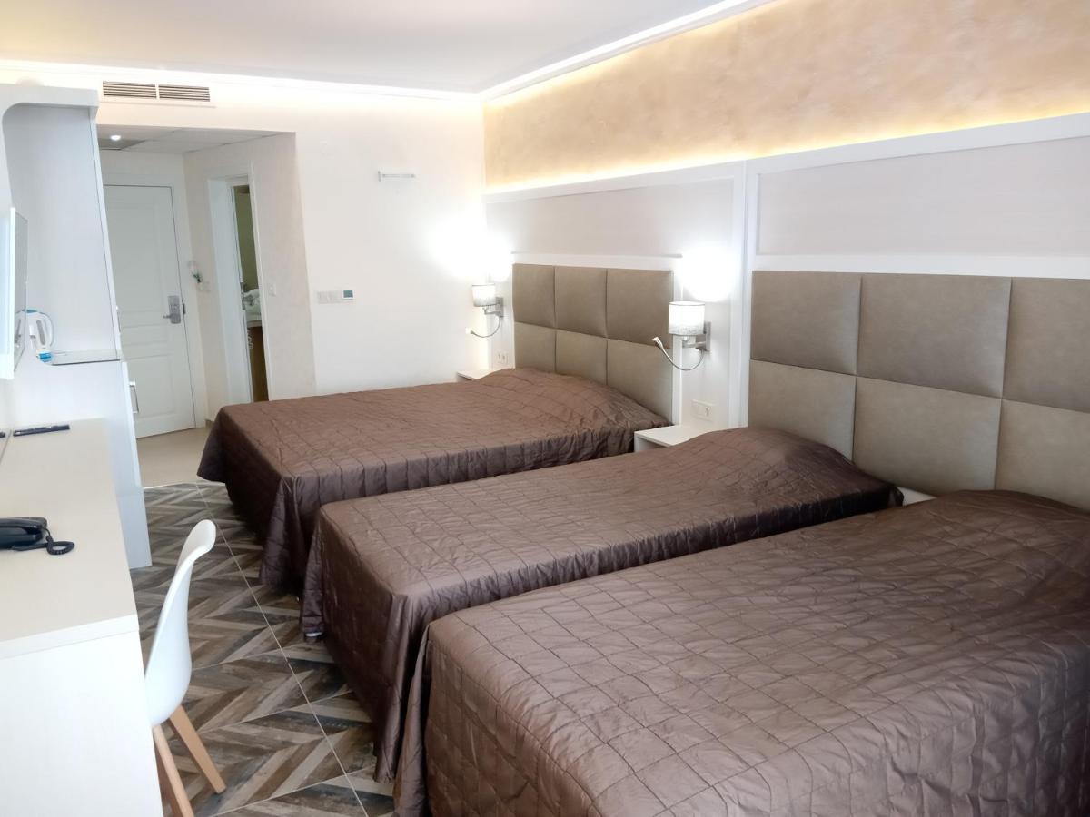 Sea View Triple S B Apartment Поморие Екстериор снимка
