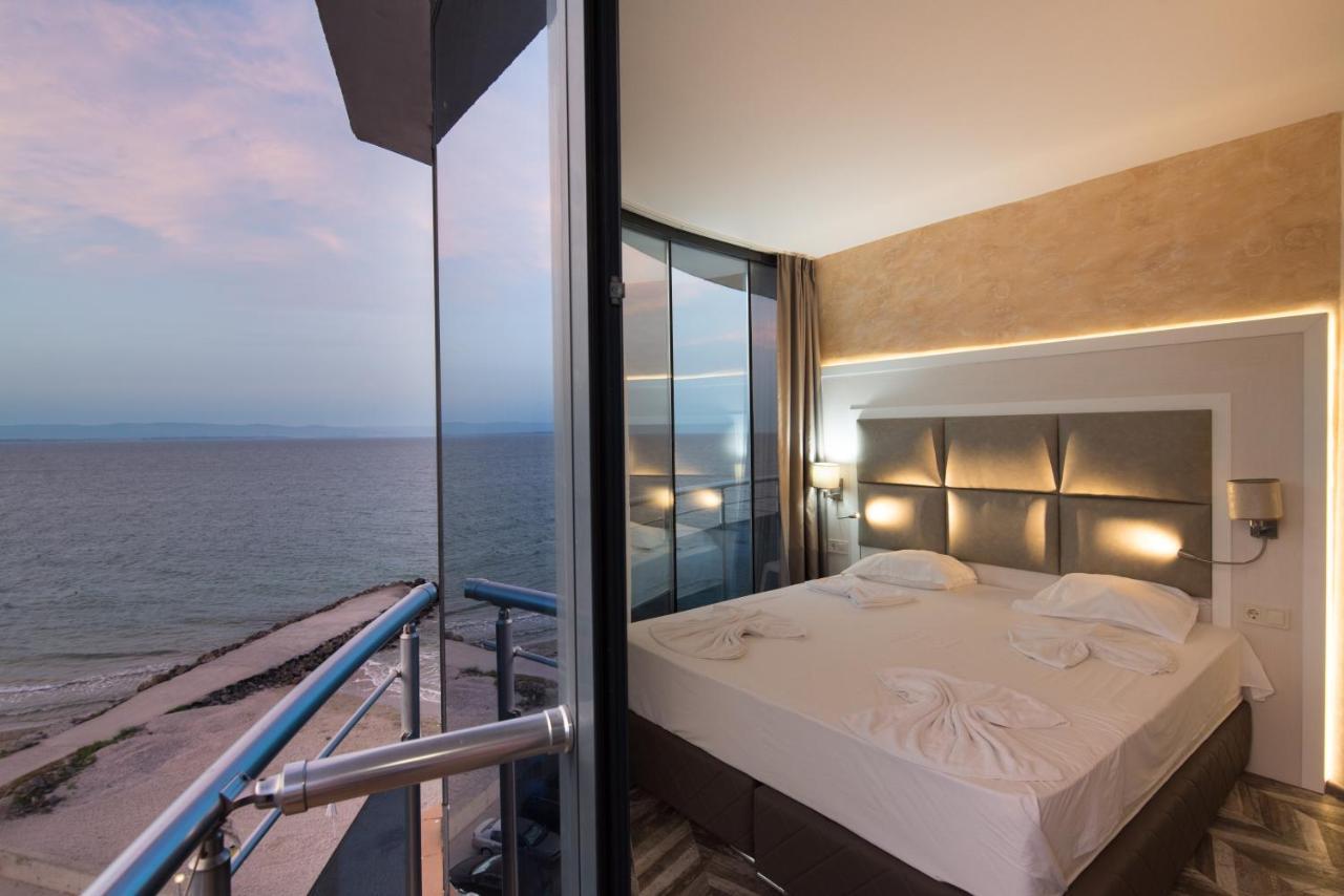 Sea View Triple S B Apartment Поморие Екстериор снимка